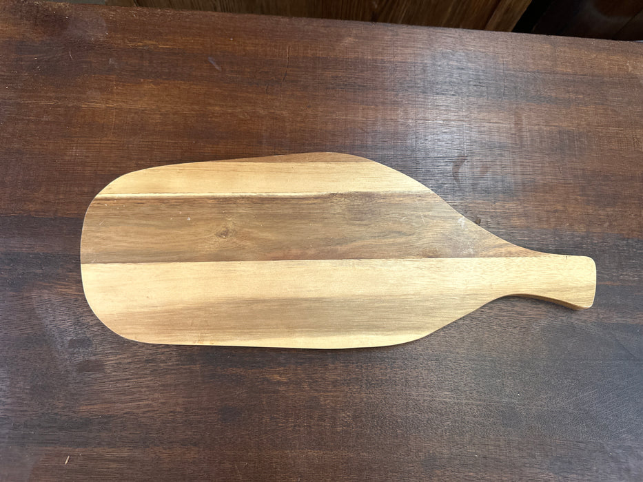 MODERN SHAPED WOOD CHEESE BOARD WITH HANDLE