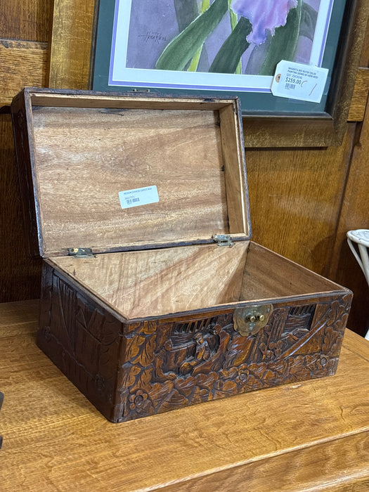 LARGE CHINESE CARVED BOX