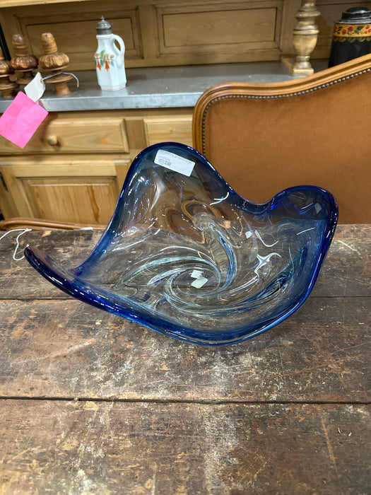 ART GLASS BLUE CENTER BOWL