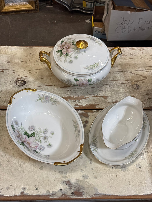 SET OF 3 JAPANESE ROCHELLE PATTE CHINA SERVING PIECES - AS FOUND
