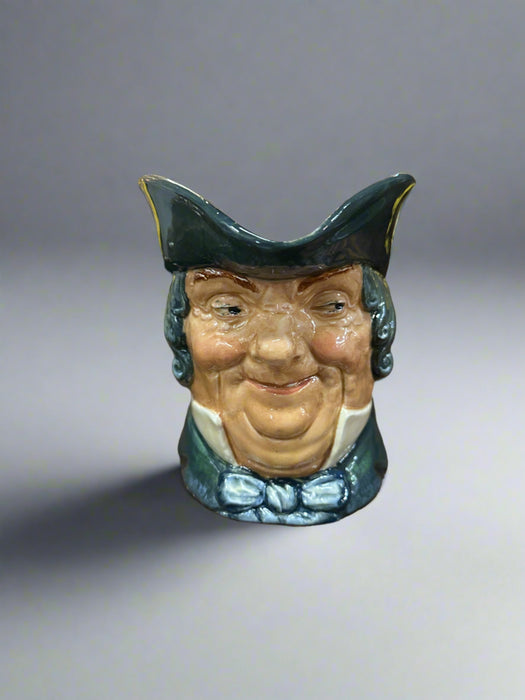 ROYAL DAULTON TOBY MUG WITH PORTLY CHAP