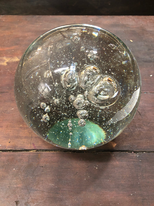 LARGE CLEAR BUBBLES PAPER WEIGHT