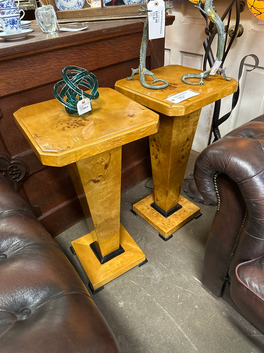 PAIR OF ART DECO BIRD'S EYE MAPLE FLARED PEDESTALS