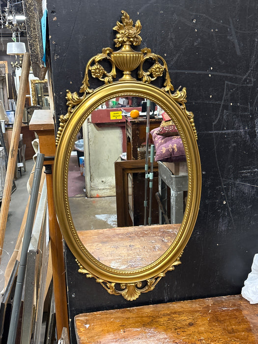 LOUIS XV VINTAGE PLASTIQUE OVAL MIRROR