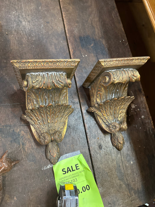 PAIR OF ITALIAN ACCANTHUS LEAF WALL SCONCES