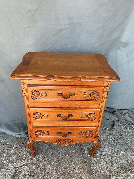 SMALL COUNTRY FRENCH 3 DRAWER CHEST