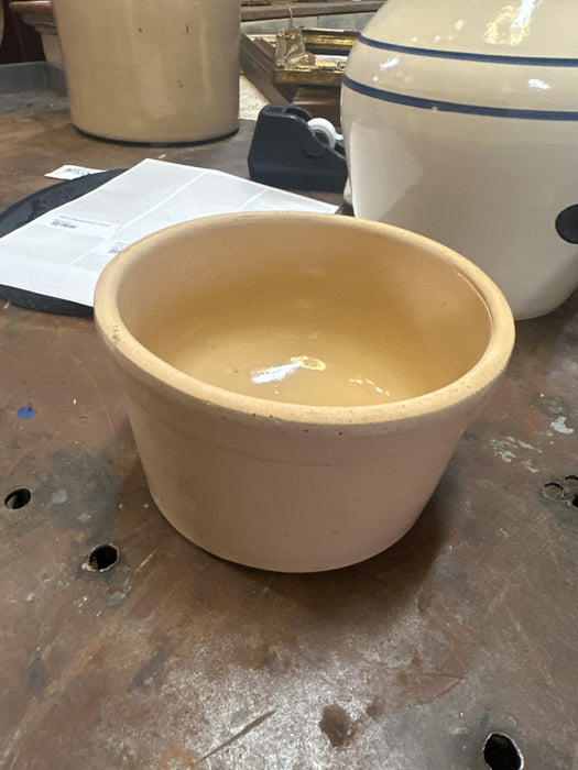 SMALL POTTERY BOWL