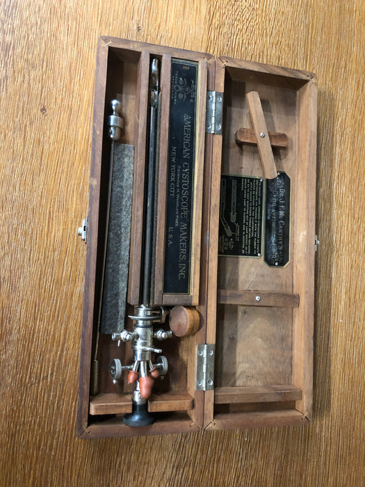 CYSTO URETHROSCOPE
