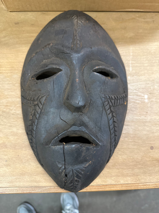 MEDIUM AFRICAN MASK