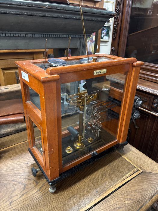 ENGLISH CASED COUNTER SCALE