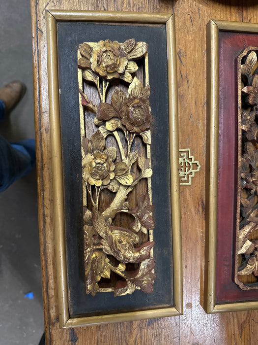BLACK AND GOLD PIERCE CARVED CHINESE PANEL