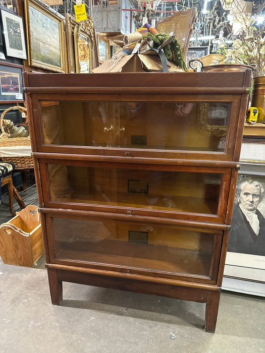 3 STACK GLOBE WERNICKE MAHOGANY COLOR BOOKCASE WITH LEG AS FOUND