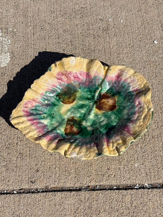 YELLOW AND GREEN MAJOLICA LEAF DISH