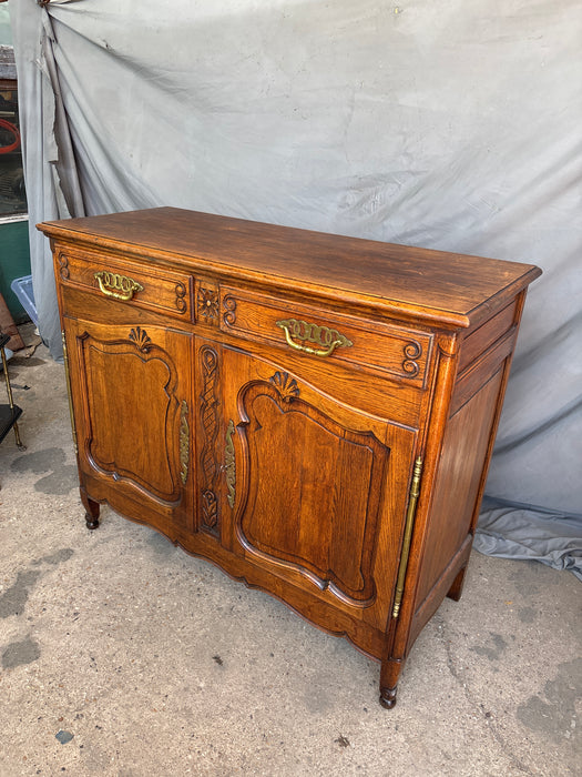 SMALL COUNTRY FRENCH SERVER WITH BRIGHT BRASS HARDWARE