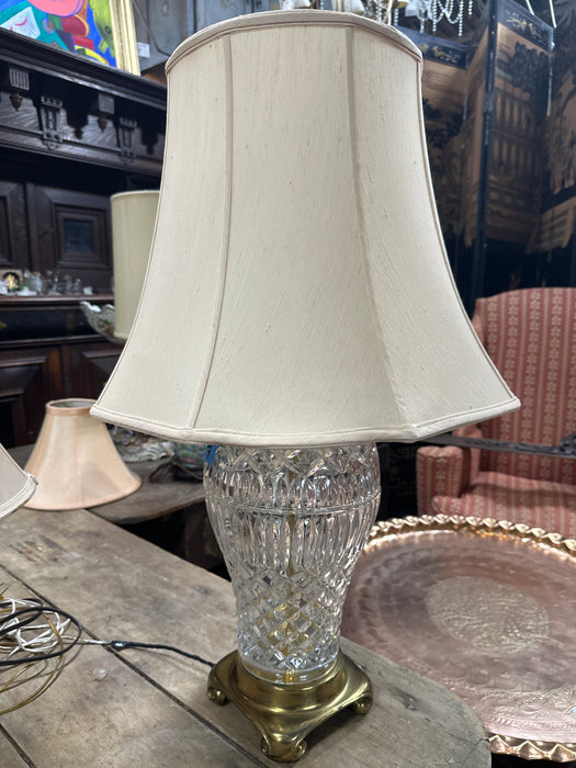 LARGE CRYSTAL LAMP WITH BRASS BASE