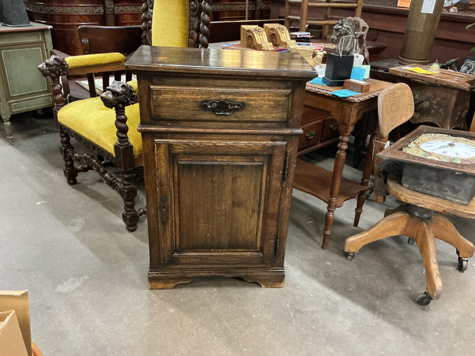 SHALLOW RUSITIC OAK JAM CABINET