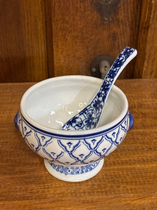 BLUE AND WHITE FOOTED BOWL - AS FOUND