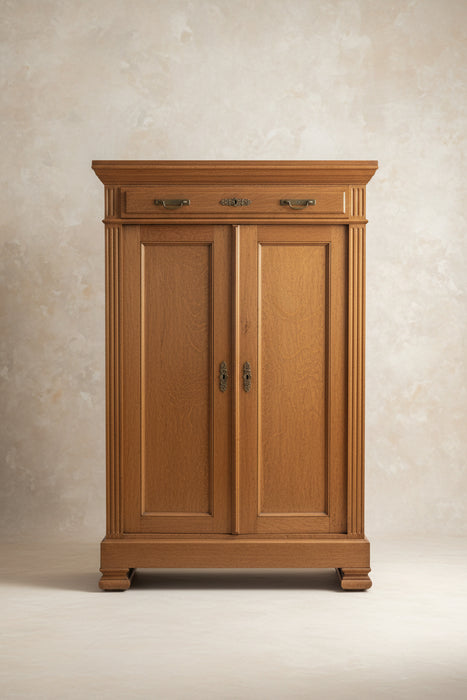 TALL 2 DOOR OAK LOUIS PHILLIPE CABINET