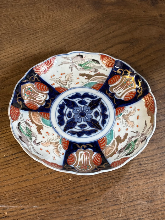 SMALL JAPANESE IMARI PLATE 1 OF 2