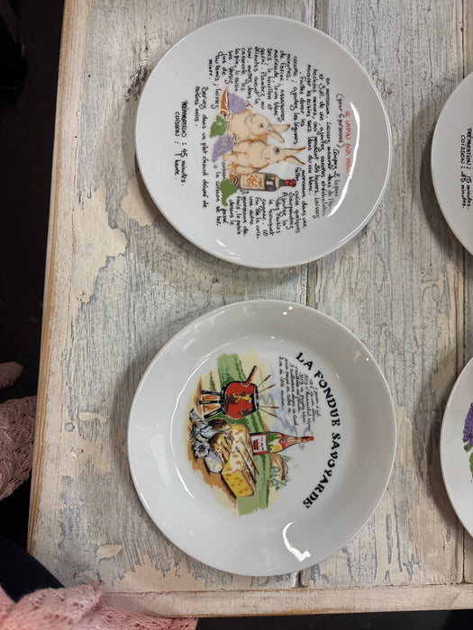 SOCIETE FRANCAISE SET  OF 6 WINE AND CHEES PLATES IN ROOSTER BOX