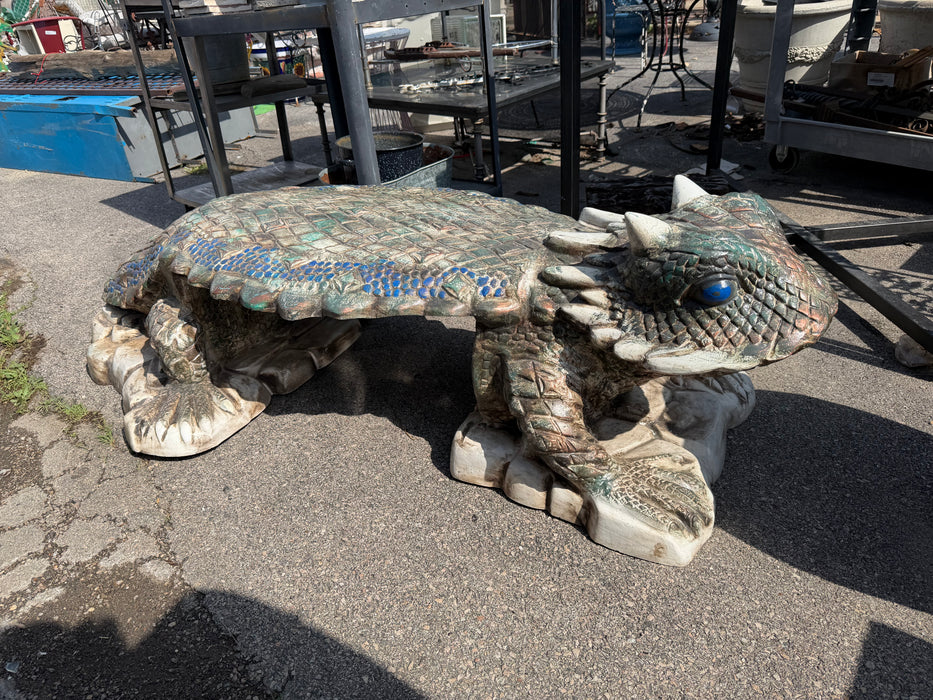 HORNED TOAD BENCH