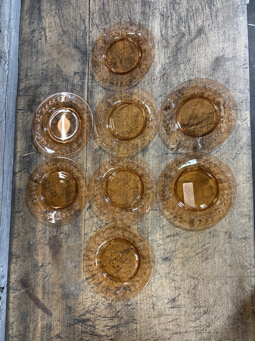 SET OF 8 AMBER PLATES