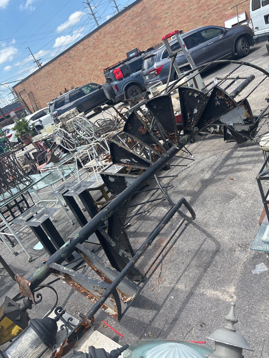 VINTAGE IRON SPIRAL STAIR CASE