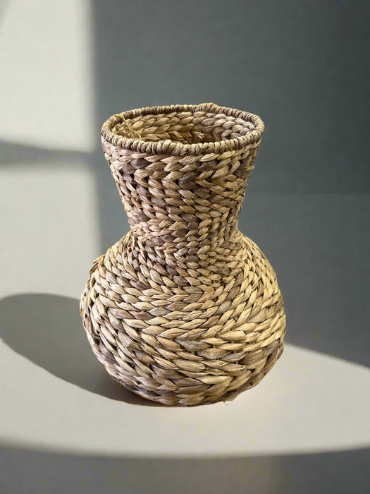 WOVEN BASKET WITH NARROW NECK
