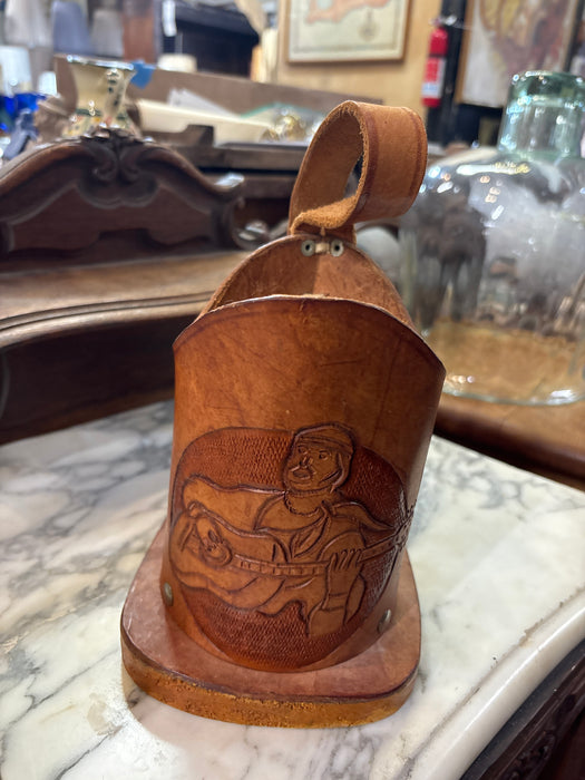 HORSE AND MAN CARVED LEATHER HOLDER MATERA FOR BOTTLE OR THERMOS