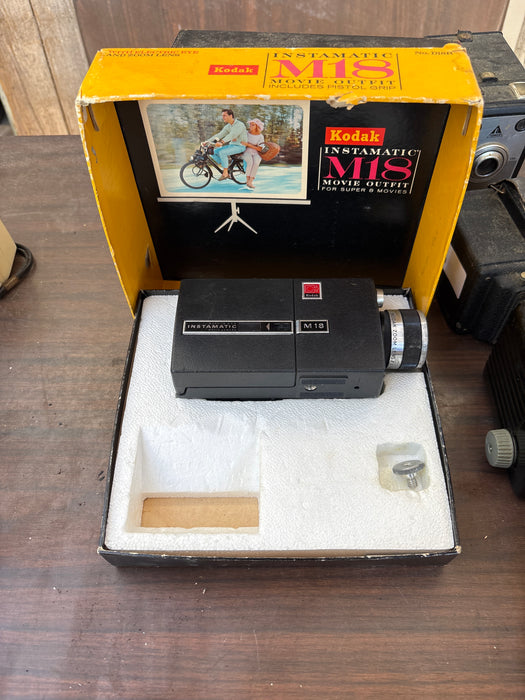 KODAK INSTAMATIC M18