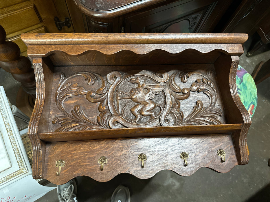 OAK WALL SHELF WITH GRIFFIN