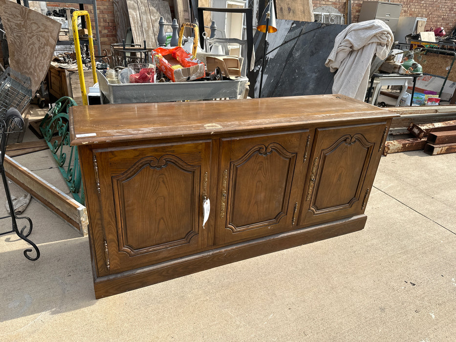 VINTAGE OAK 3 DOOR LOUIS XV STYLE SERVER