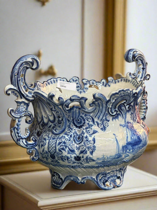 LARGE BLUE AND WHITE JARDINIERE