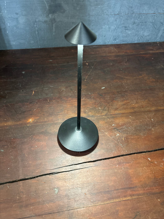 SMALL MUSHROOM STYLE LAMP