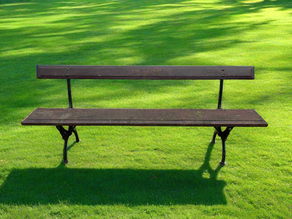 IRON AND WOOD PARK BENCH