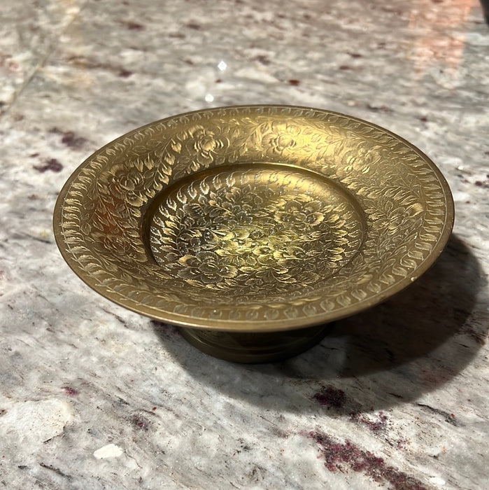 ETCHED BRASS FOOTED CATCHED ALL DISH