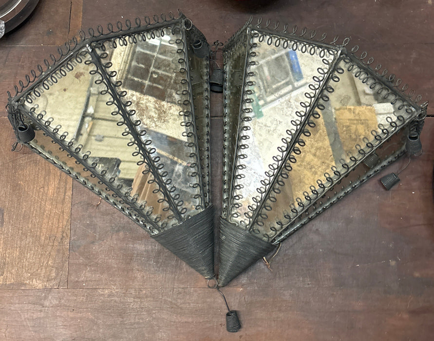 PAIR OF MIRRORED SCONCES