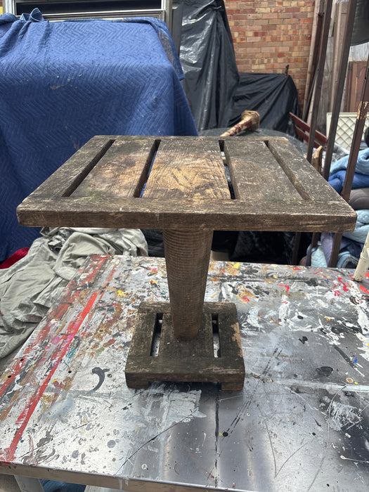SMALL SQUARE RUSTIC TABLE