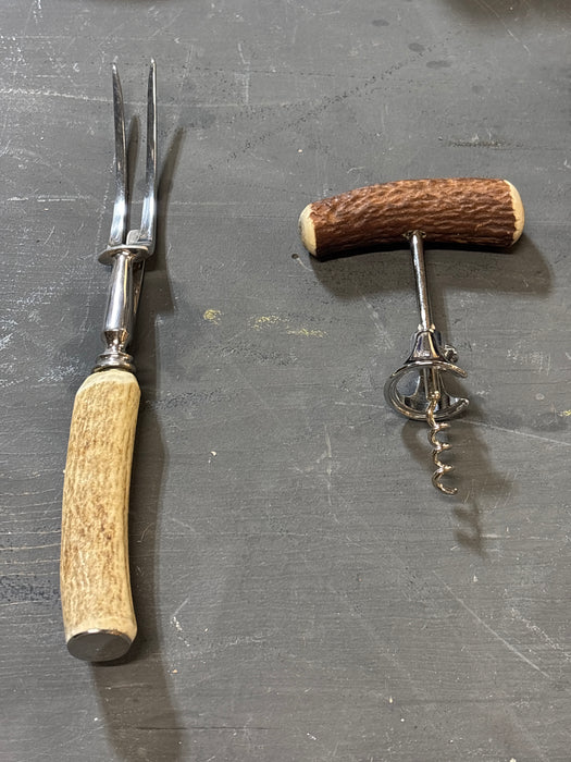 SET OF 38 ANTLER HANDLED CUTLERY WITH 13 FORKS, 15 SPOONS, 8 KNIVES, 1 MEAT FORK AND A CORKSCREW