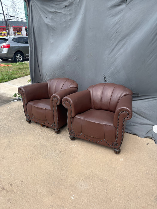 PAIR OF LEATHER CLUB CHAIRS