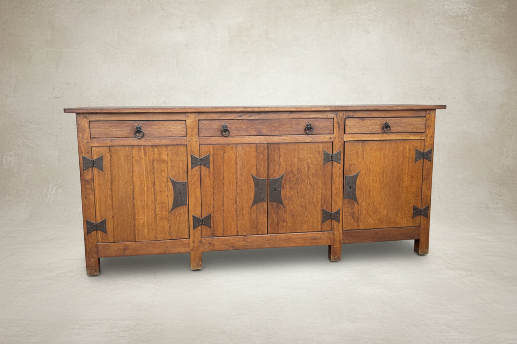 ARTS AND CRAFTS SIDEBOARD WITH BUTTERFLY HINGES