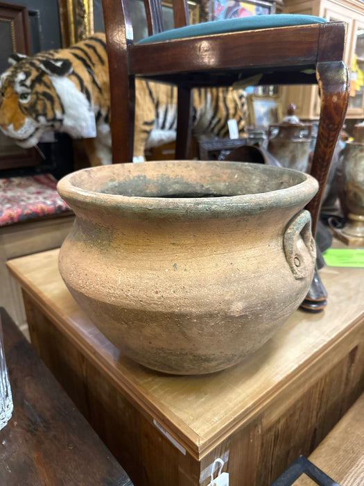 POT OF GOLD SHAPED TERRA COTTA PLANTER