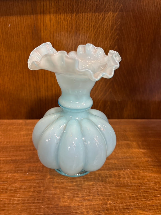 SMALL FENTON LIGHT BLUE RUFFLED VASE