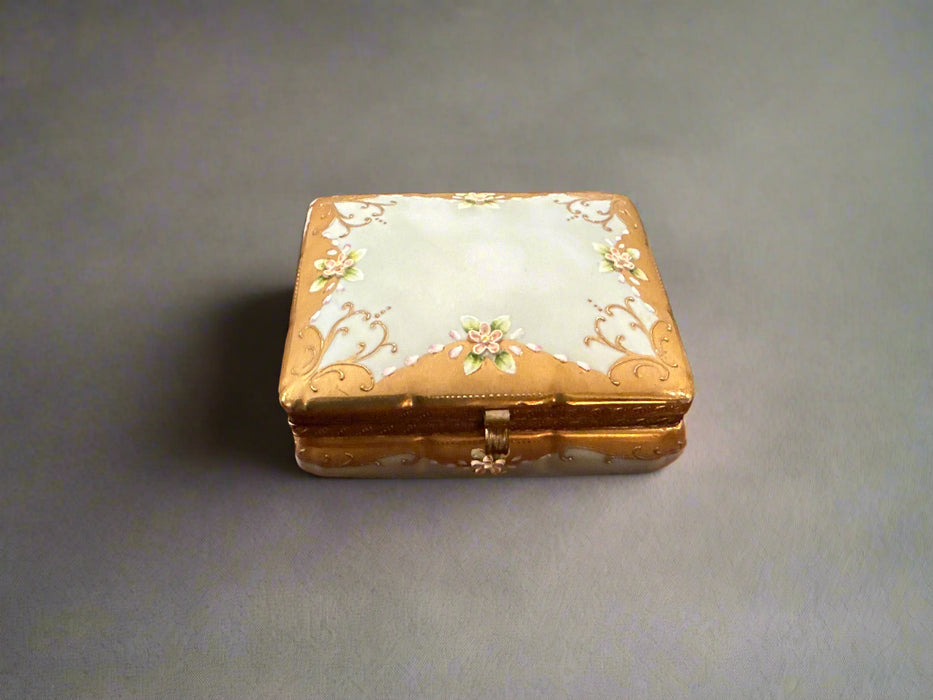HAND PAINTED CERAMIC LIDDED BOX