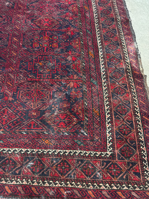 VINTAGE ORIENTAL RUG