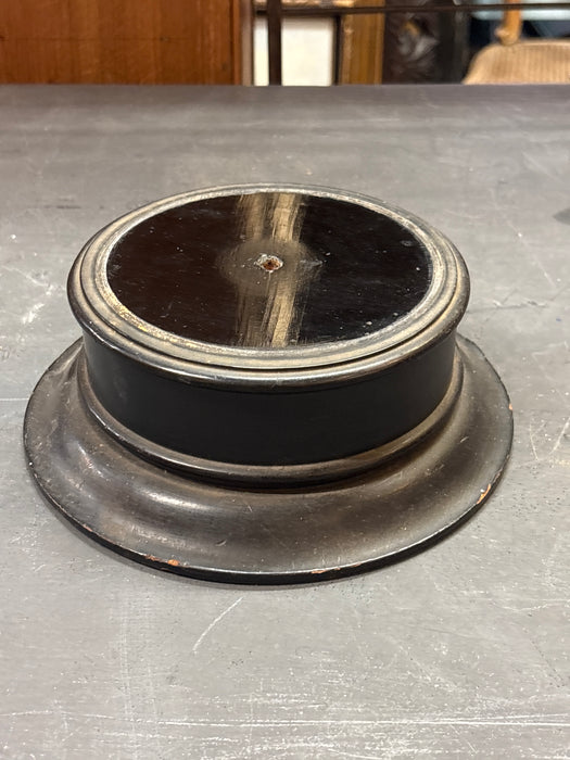 19TH CENTURY EBONIZED STATUE BASE