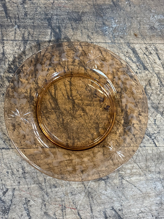 SET OF 8 AMBER PLATES