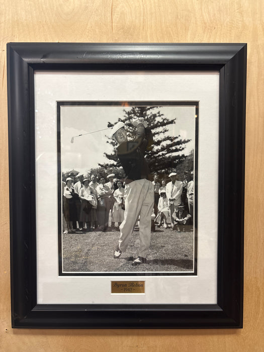 SMALL PHOTOGRAPH OF GOLFER BYRON NELSON