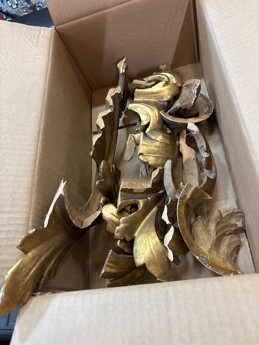 LOT OF LOOSE FOLIATE GOLD FRAGMENTS