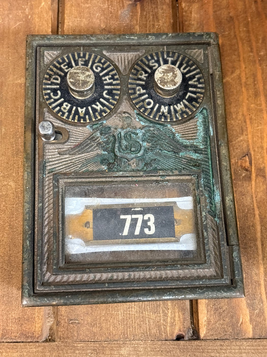 NUMBER COMBINATION EAGLE POSTAL BOX FRONT